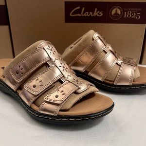 Clarks W 6.5 NIB